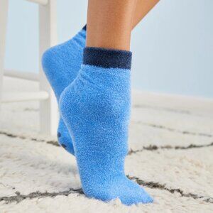 2 Pack Jambys Floof Socks NWT